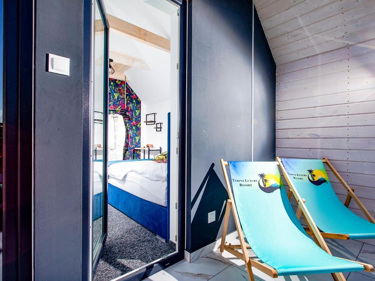 Temple Luxury Resort Rewal Eksteriør bilde