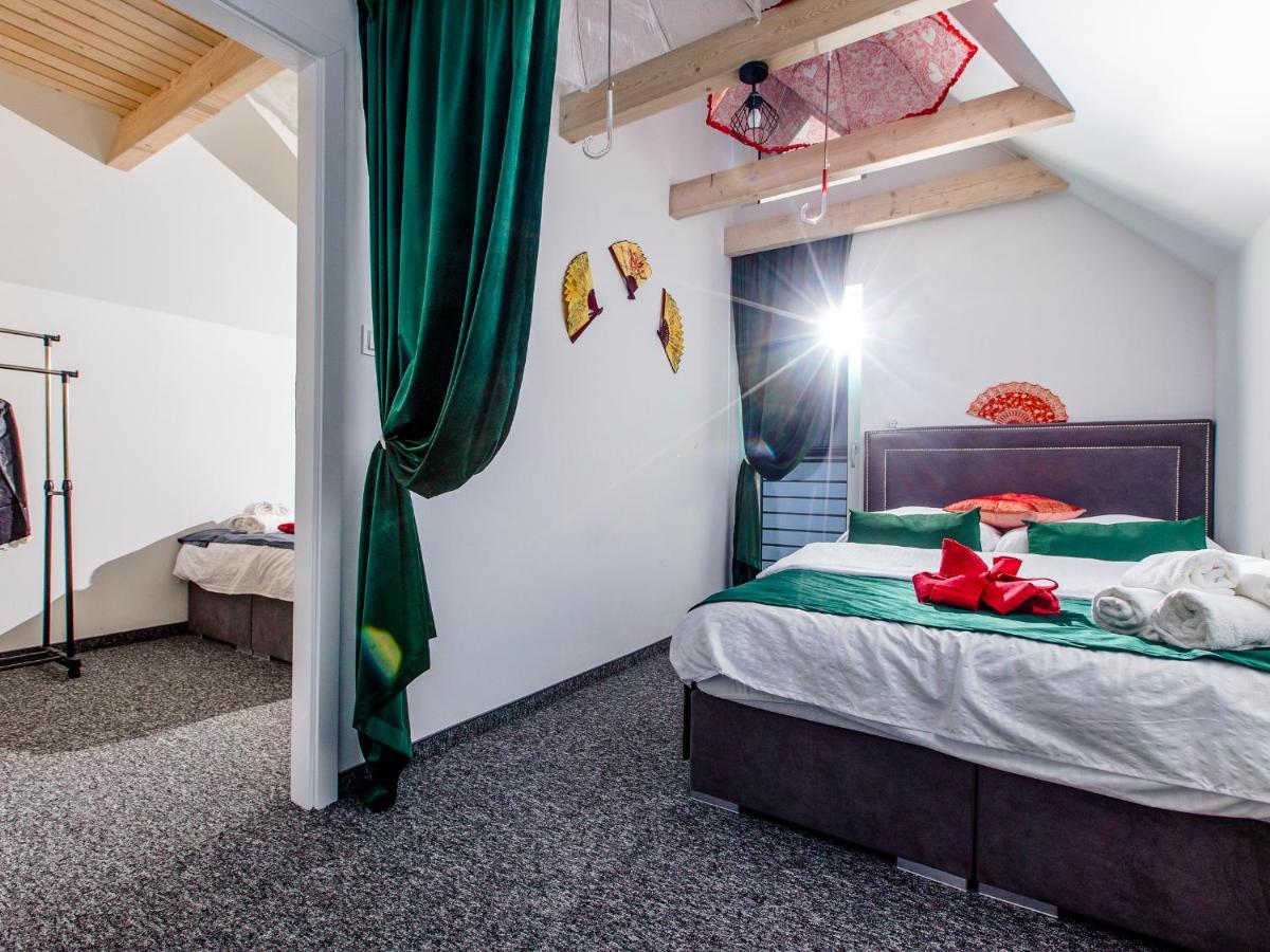 Temple Luxury Resort Rewal Eksteriør bilde